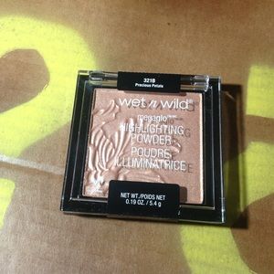 Nip precious petals wet n wild highlighter